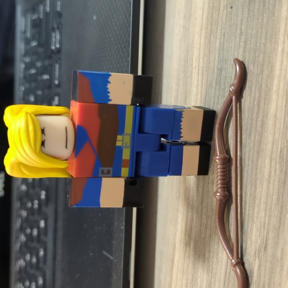 Roblox Giant Hunter Minifigure Series 2